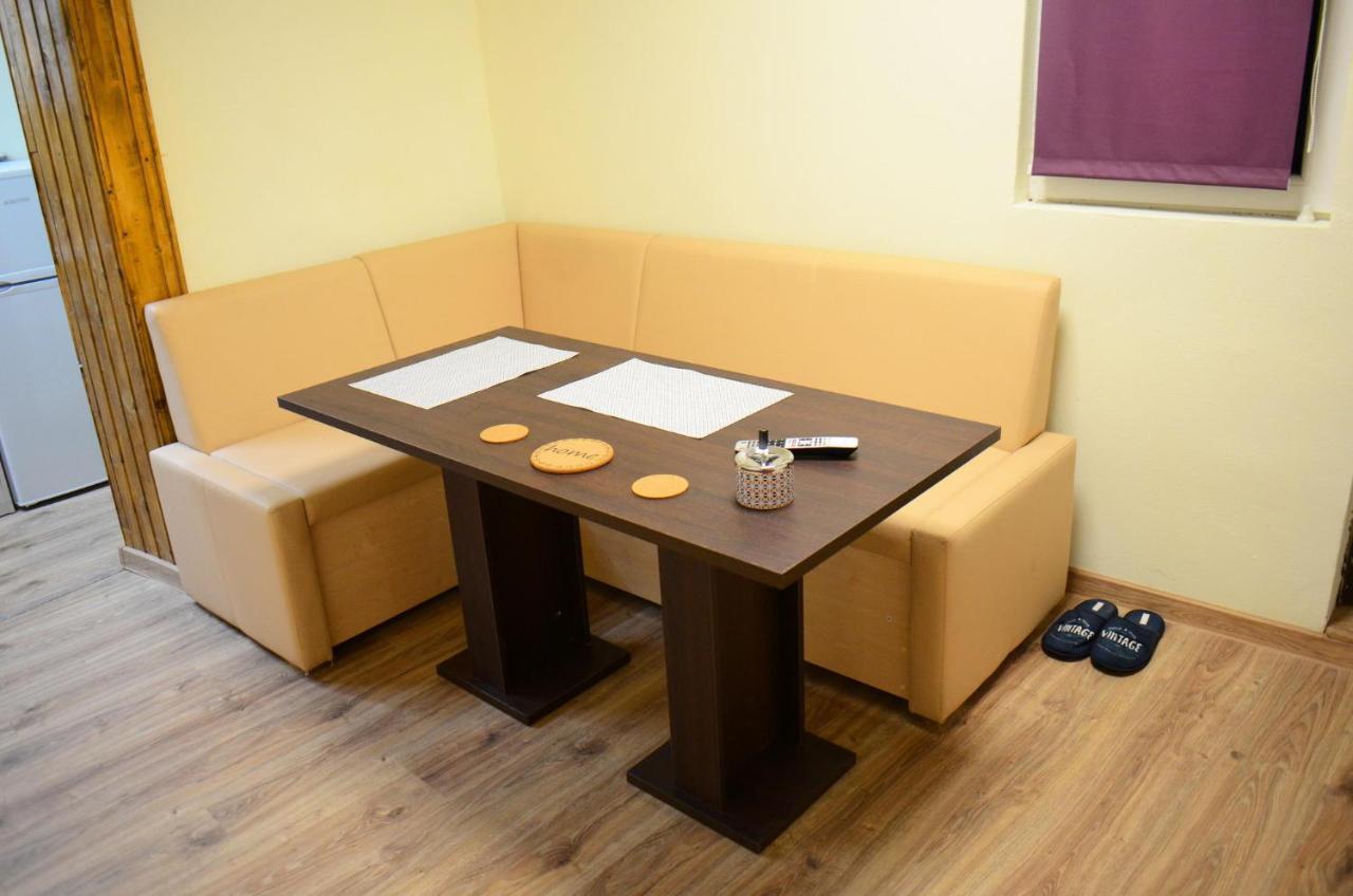 Private Apartment In The City Centre. Oradea Ngoại thất bức ảnh