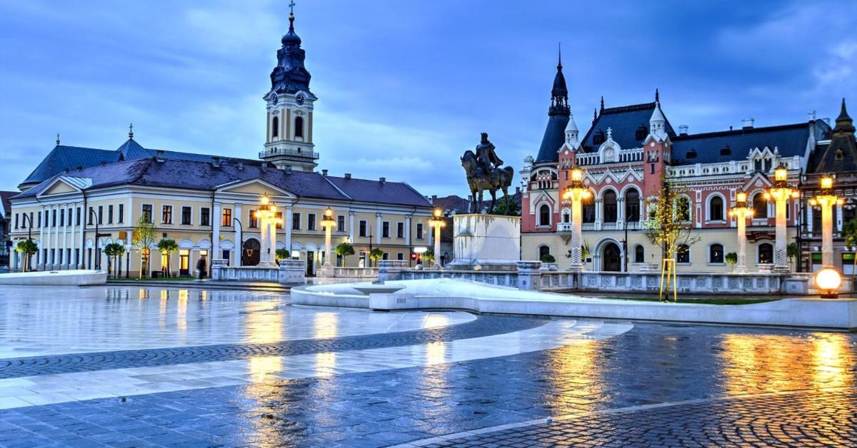 Private Apartment In The City Centre. Oradea Ngoại thất bức ảnh